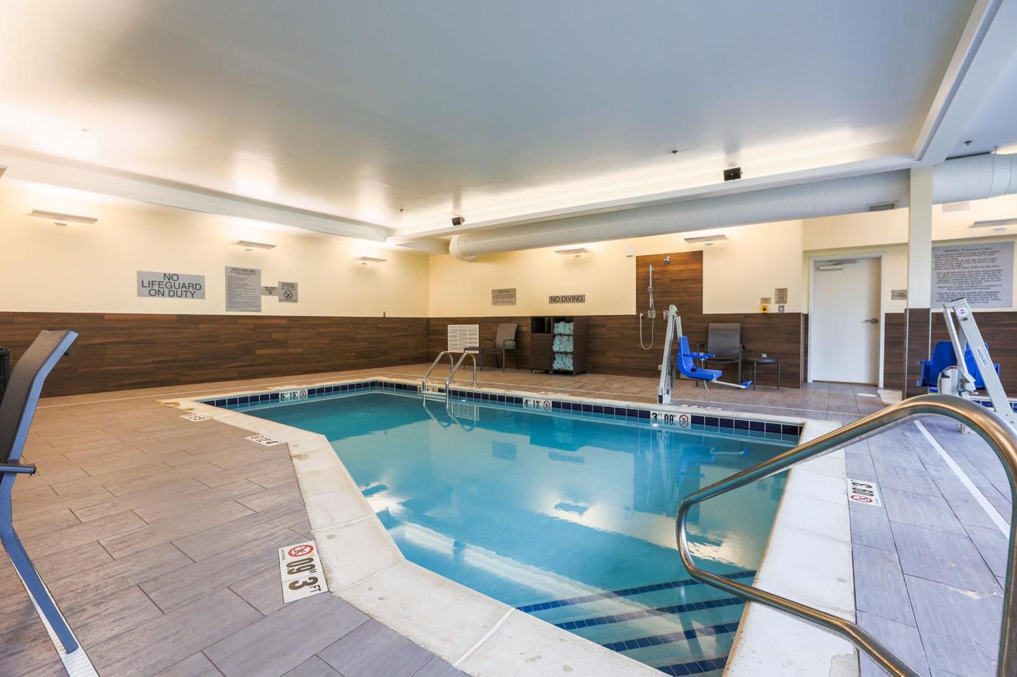 Fairfield Inn & Suites Marquette Ngoại thất bức ảnh